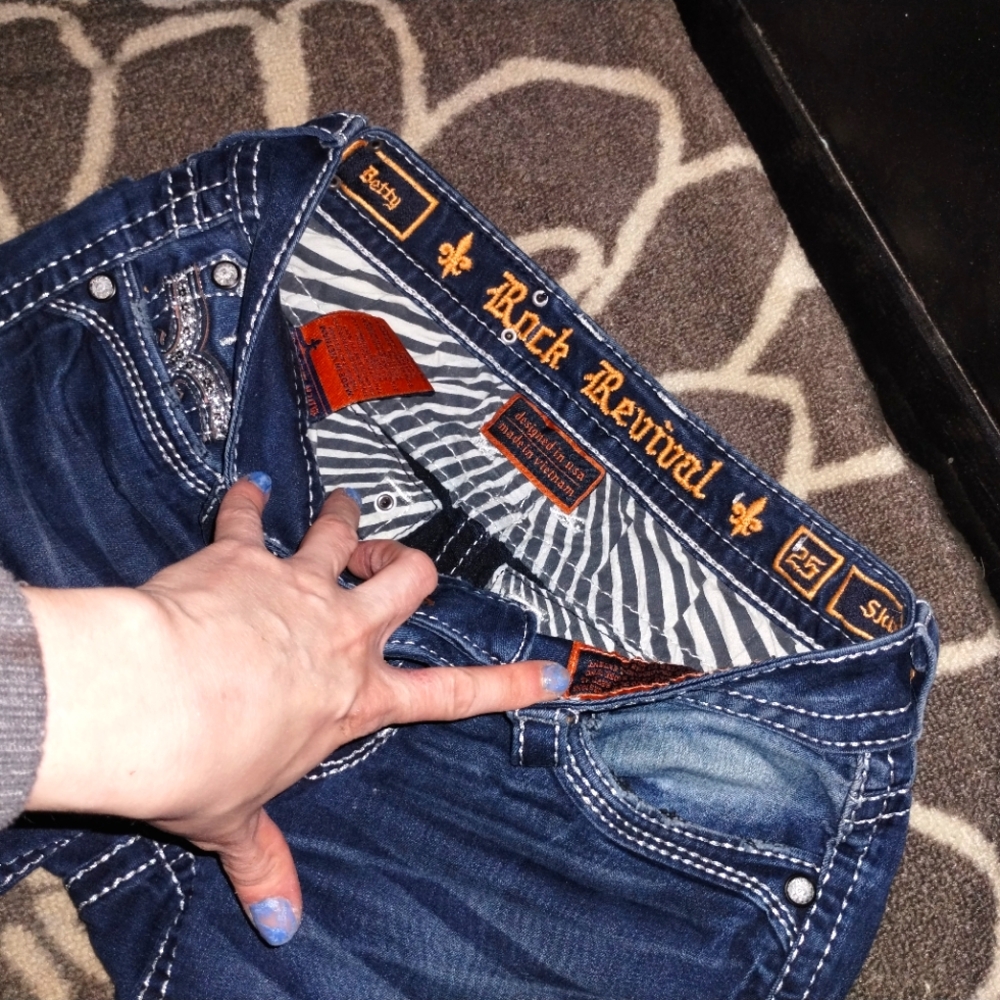 Rock Revival Betty easy skinny stretch size 25